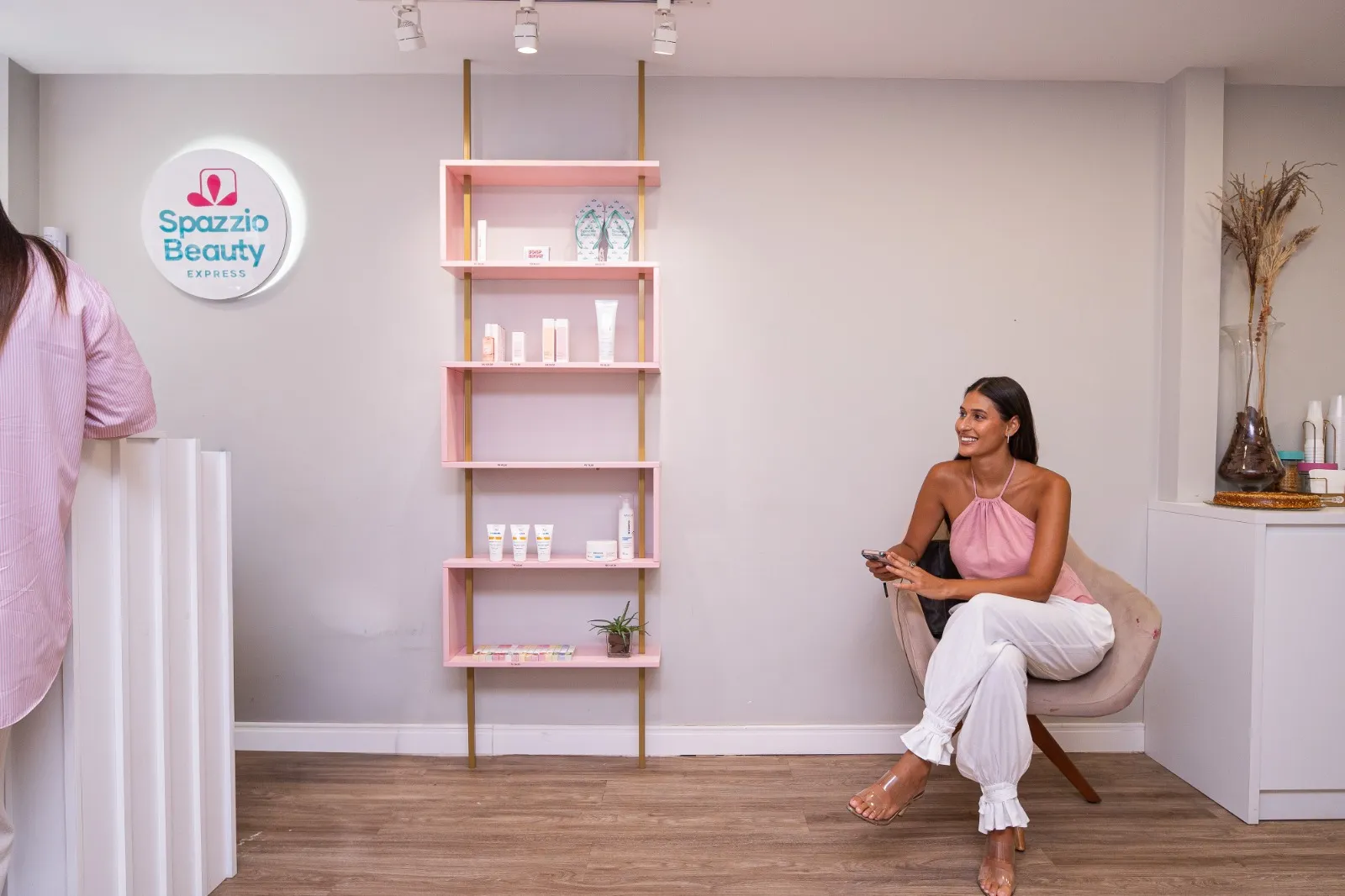 O fim do agendamento? Fast Beauty ganha força e transforma a rotina de cuidados pessoais